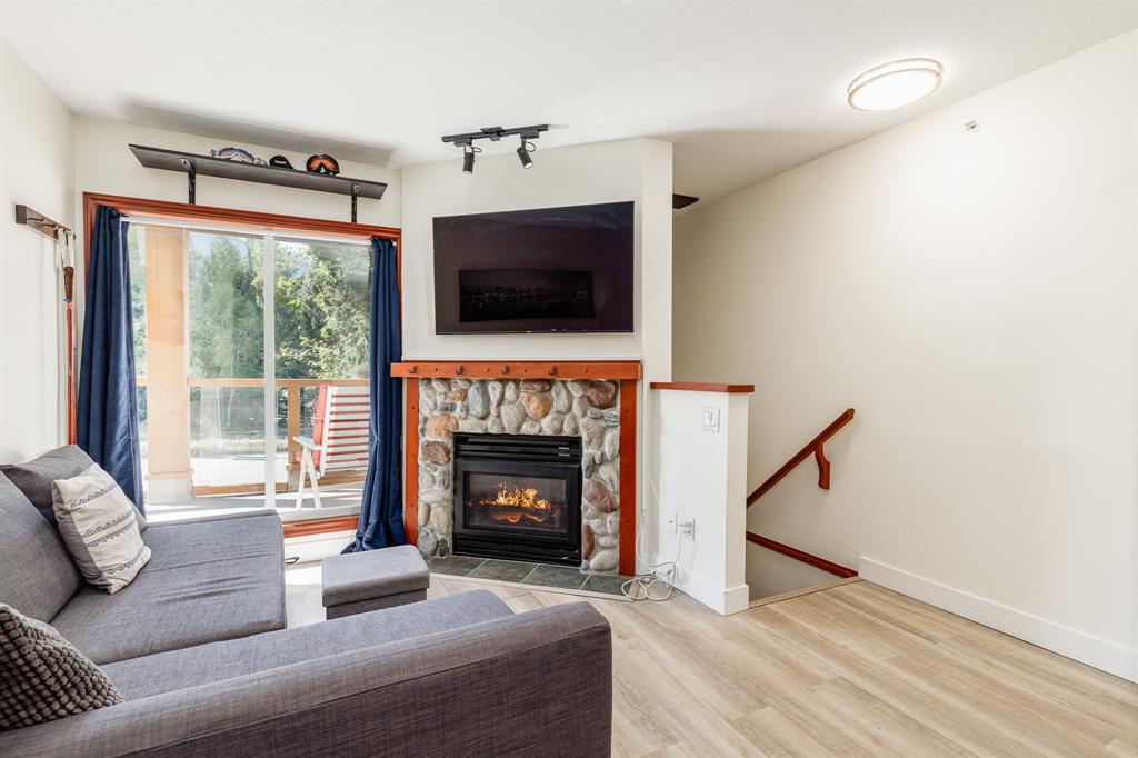 #11 – 4388 Northlands Boulevard