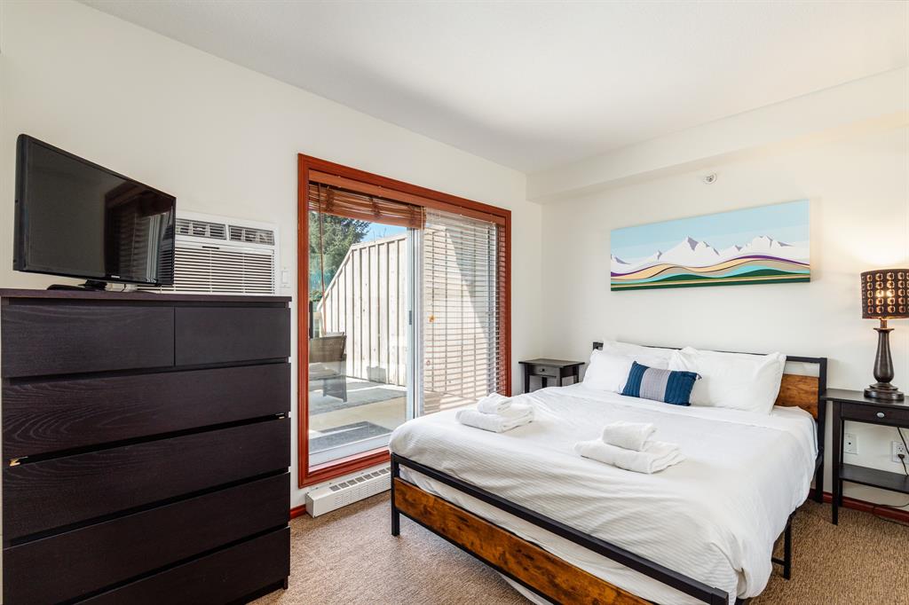 #11 – 4388 Northlands Boulevard