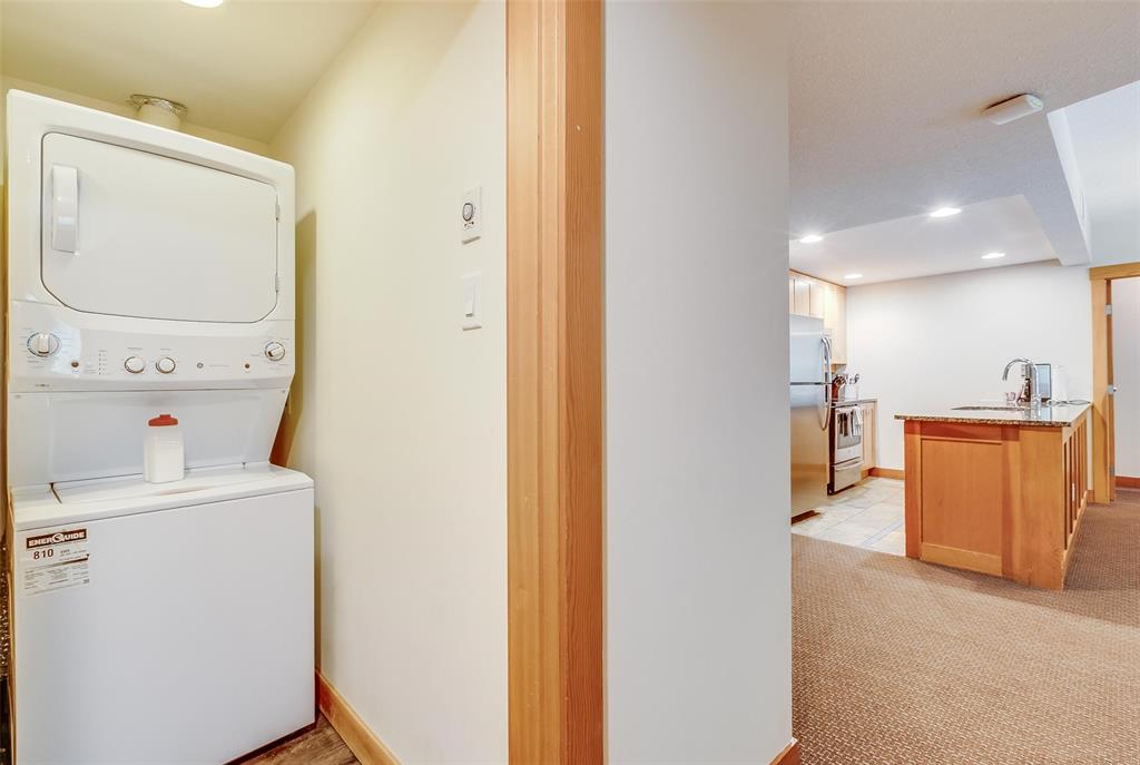 #532D – 2036 London Lane