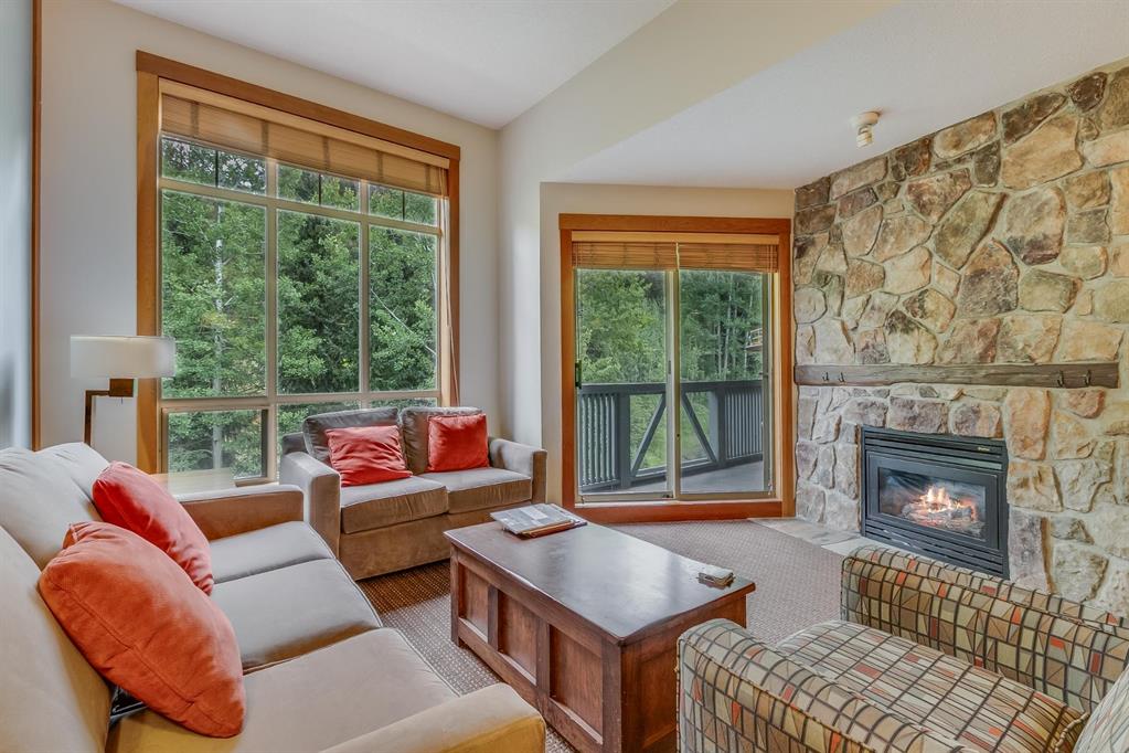 #532D – 2036 London Lane