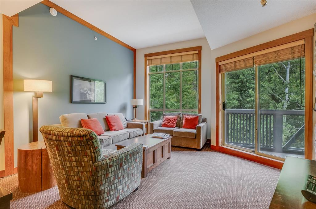 #532D – 2036 London Lane