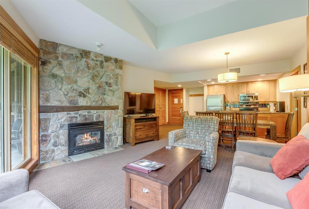 #532D – 2036 London Lane