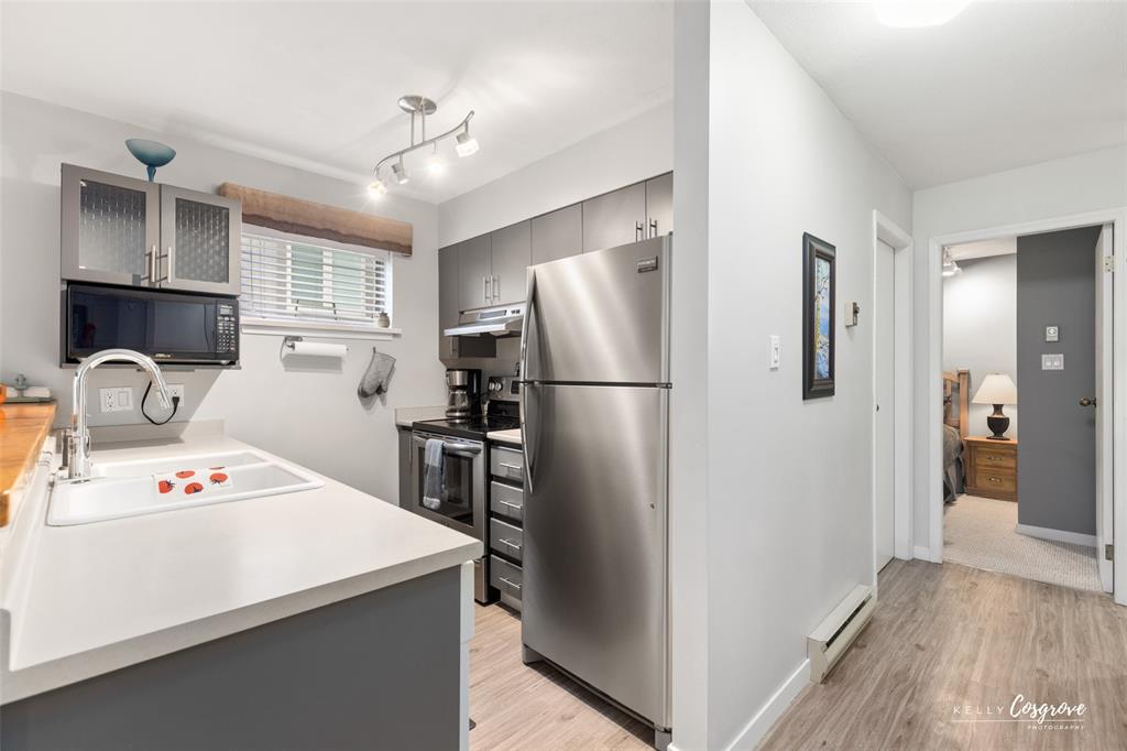 #801 – 3050 Hillcrest Drive