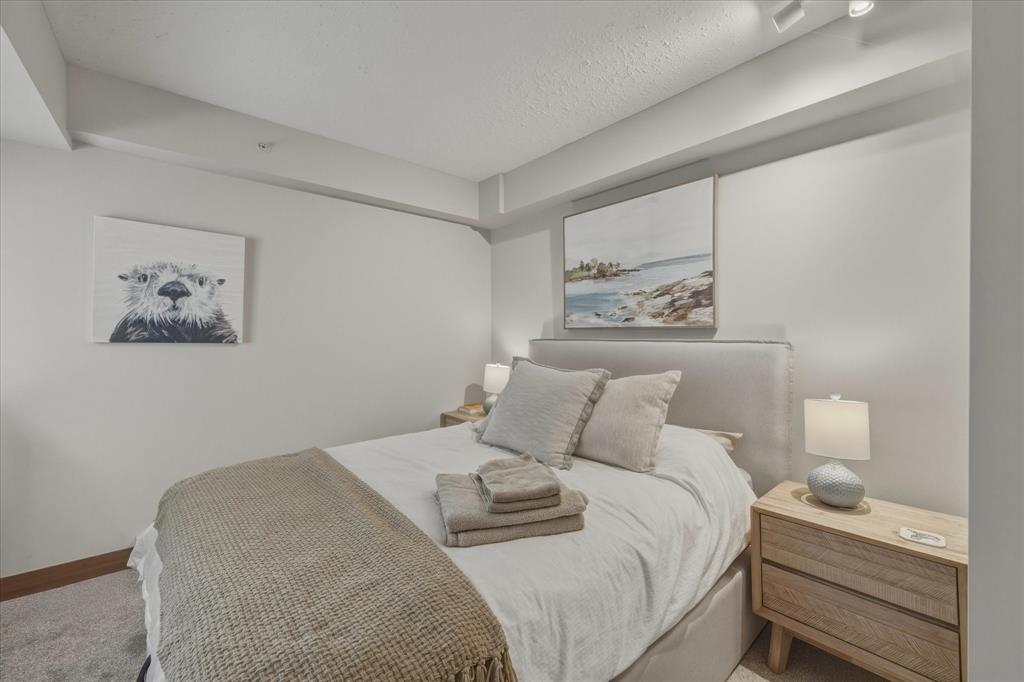 #17 – 3262 Archibald Way