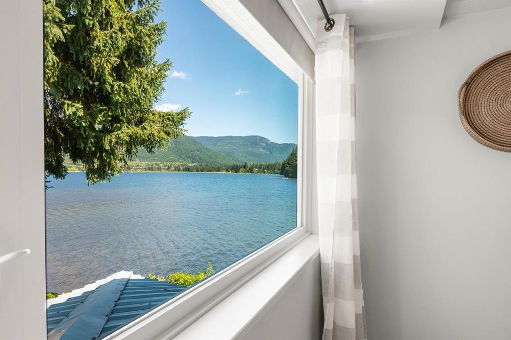 #17 – 3262 Archibald Way