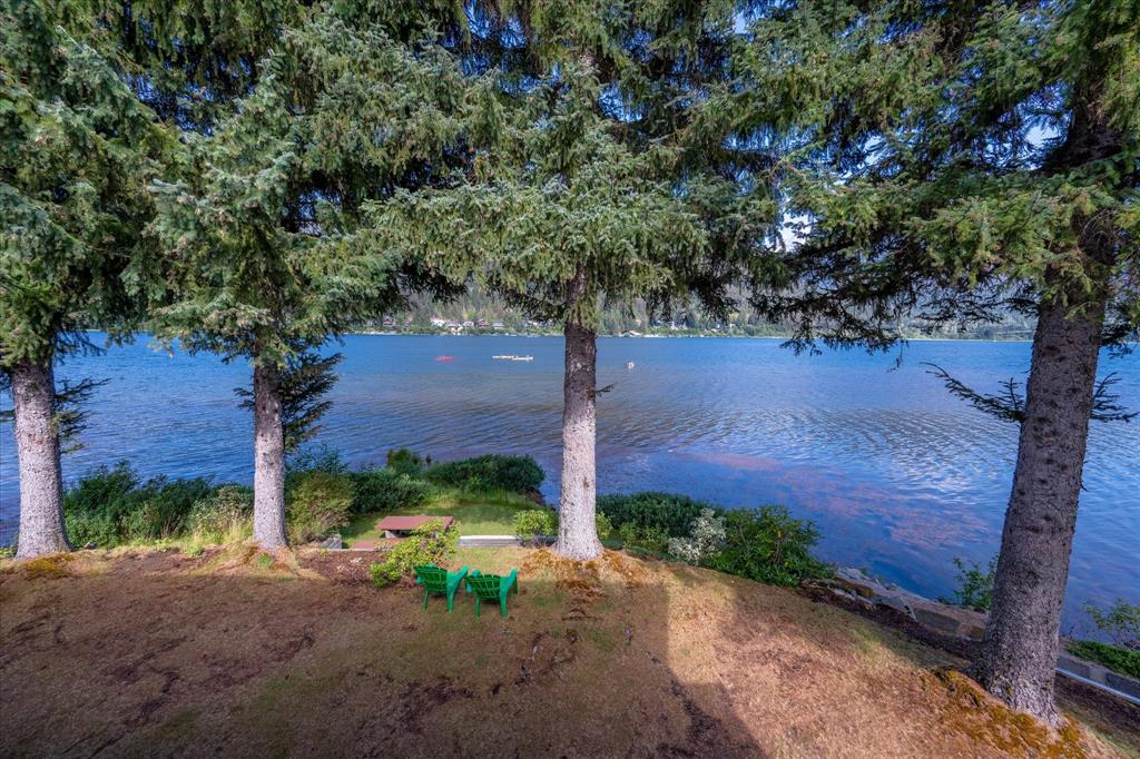 #17 – 3262 Archibald Way