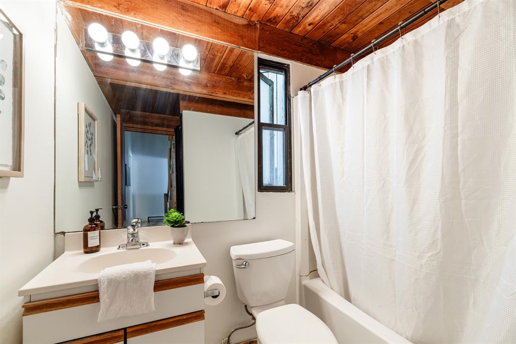 #12 – 2301 Cavendish Way