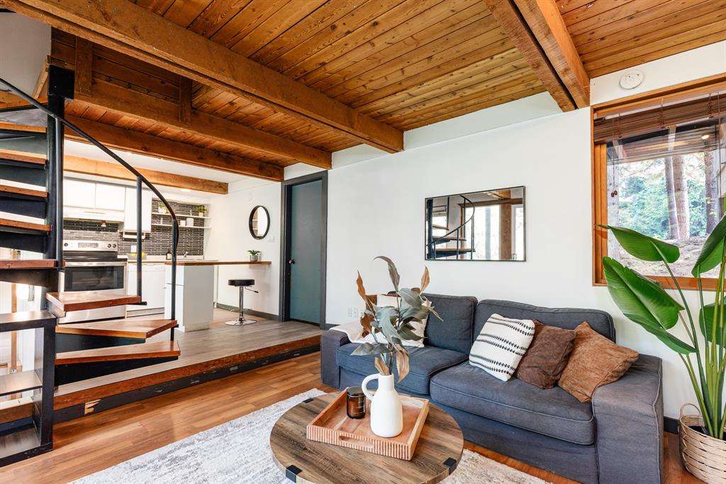 #12 – 2301 Cavendish Way