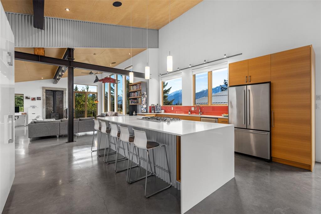 7465 Dogwood Street