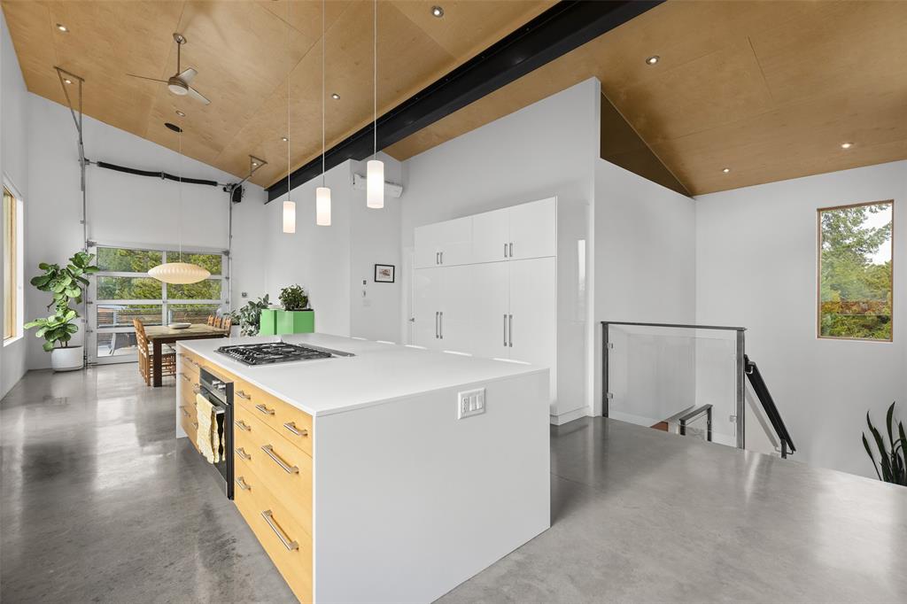 7465 Dogwood Street