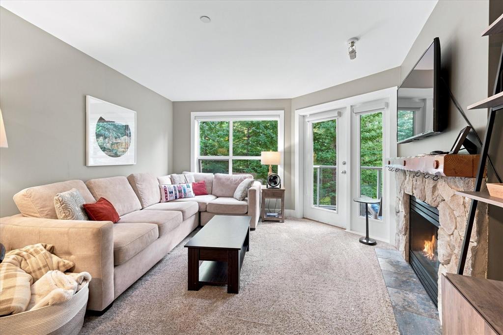#345 – 4800 Spearhead Drive