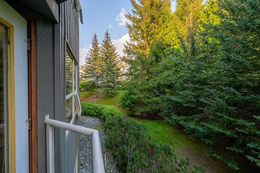 #345 – 4800 Spearhead Drive