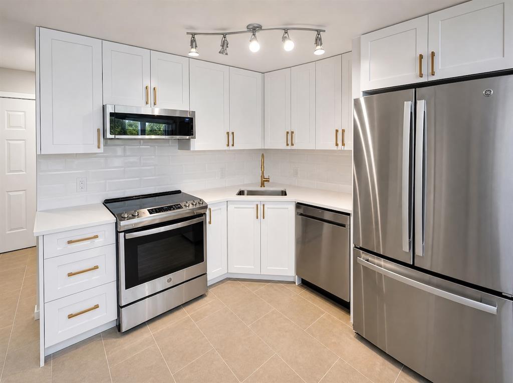 #107 – 2221 Gondola Way