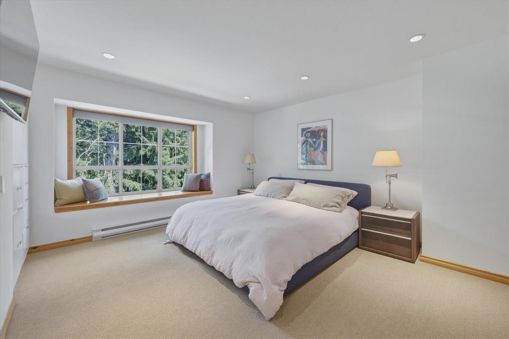 #38 – 8030 Nicklaus North Boulevard