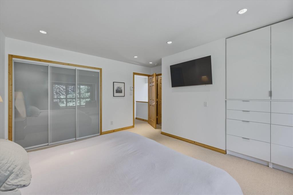 #38 – 8030 Nicklaus North Boulevard