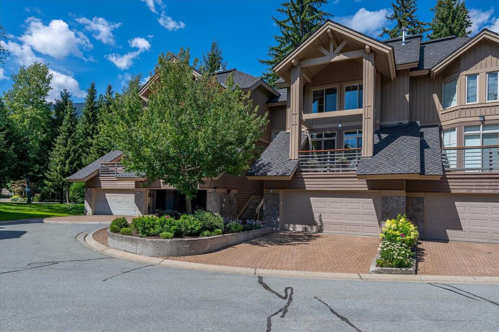 #38 – 8030 Nicklaus North Boulevard