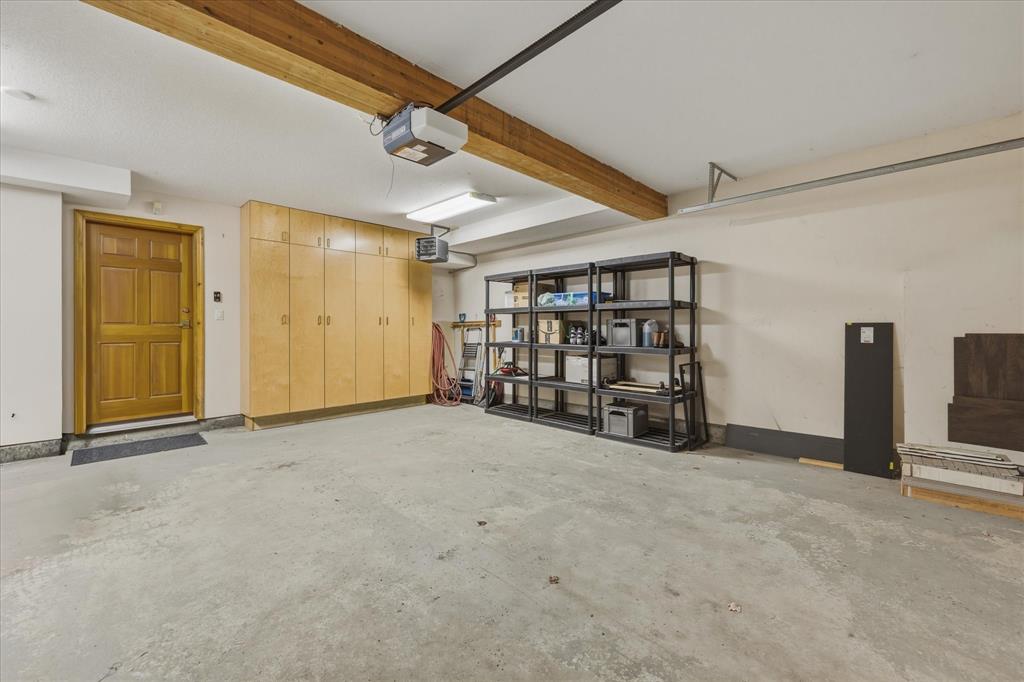#38 – 8030 Nicklaus North Boulevard