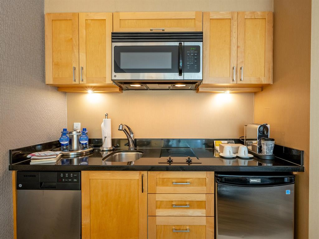 #366/368 – 4050 Whistler Way
