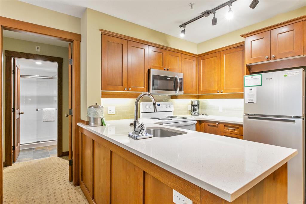 #310G2 – 4653 Blackcomb Way