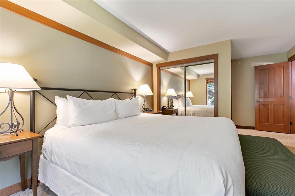 #310G2 – 4653 Blackcomb Way
