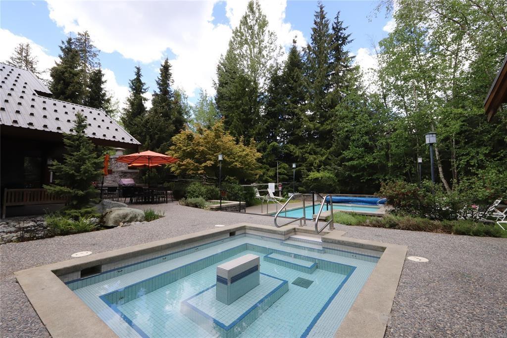 #310G2 – 4653 Blackcomb Way