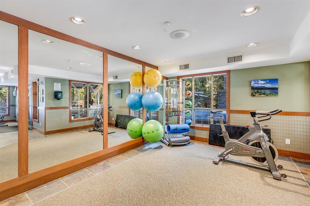 #310G2 – 4653 Blackcomb Way