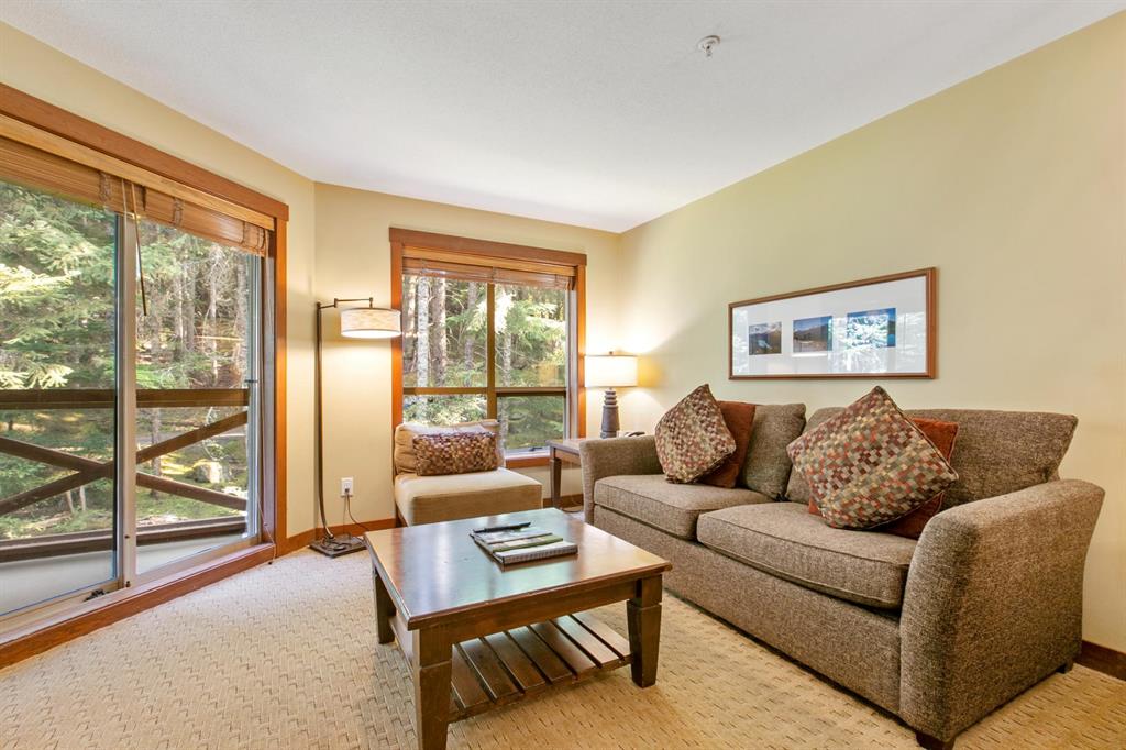 #310G2 – 4653 Blackcomb Way