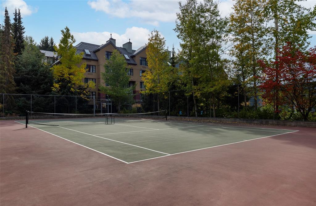 #466/468 – 4050 Whistler Way