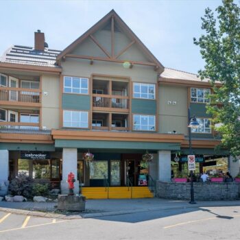 #252 – 4340 Lorimer Road