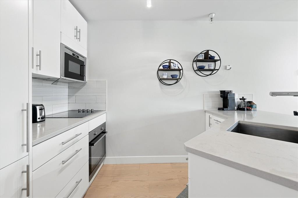 #252 – 4340 Lorimer Road
