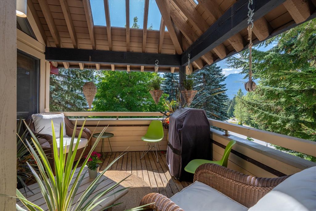 #4 – 4637 Blackcomb Way