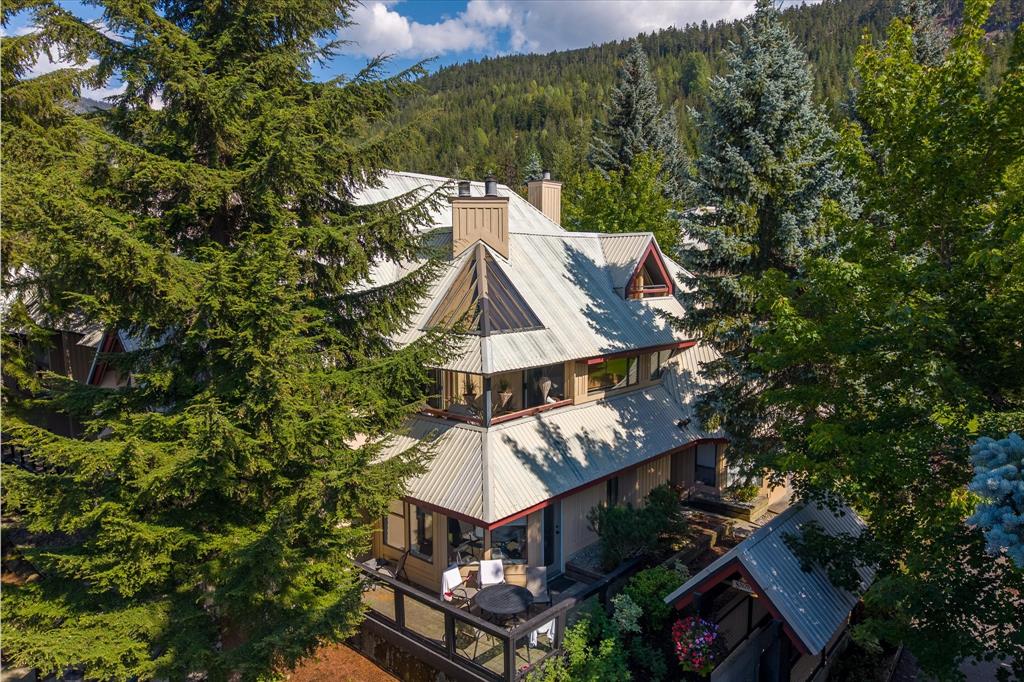 #4 – 4637 Blackcomb Way