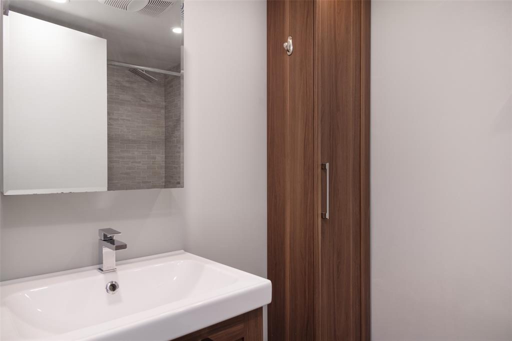 #301 – 2129 Lake Placid Road