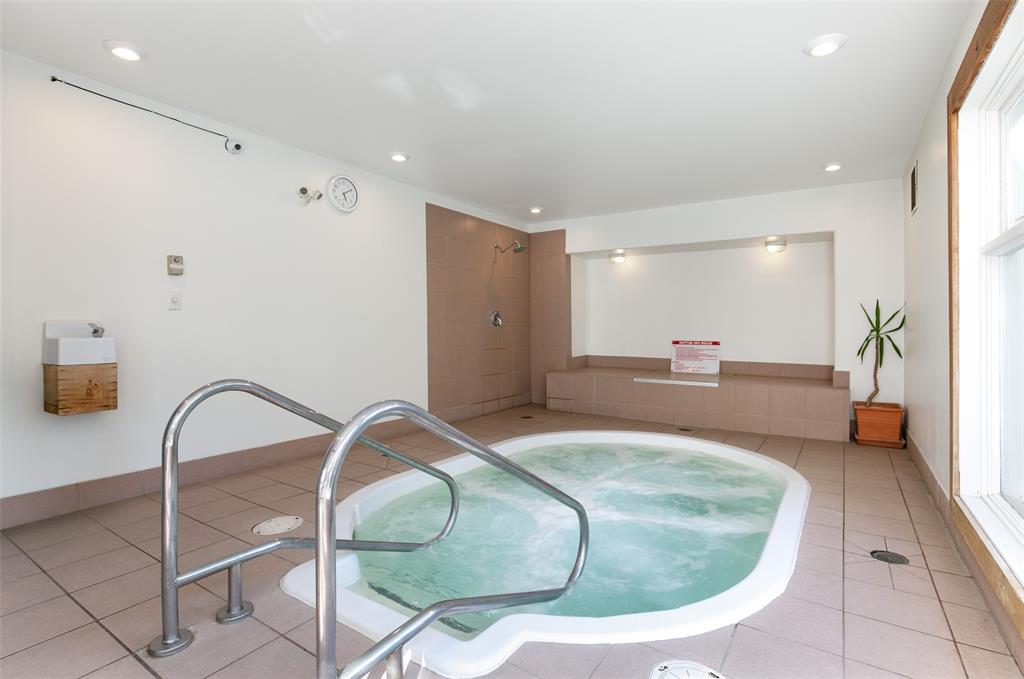 #301 – 2129 Lake Placid Road