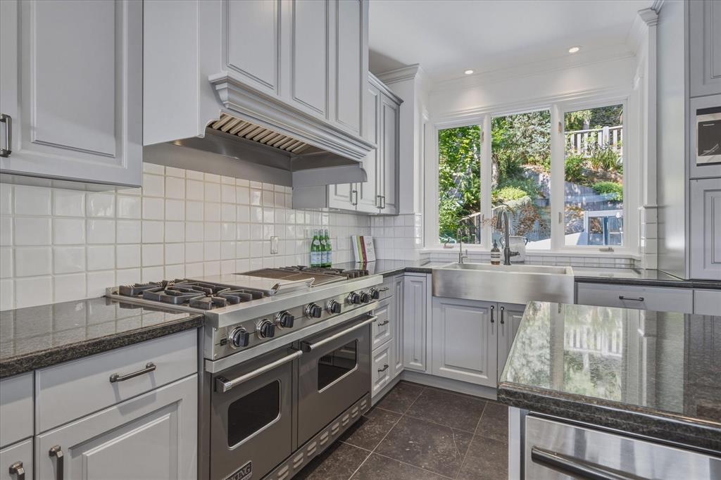 3426 Blueberry Drive
