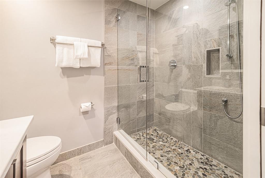 #203 – 3217 Blueberry Drive