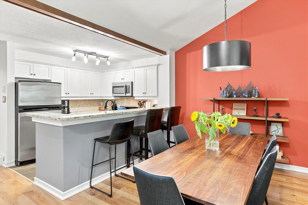 #40 – 4652 Blackcomb Way