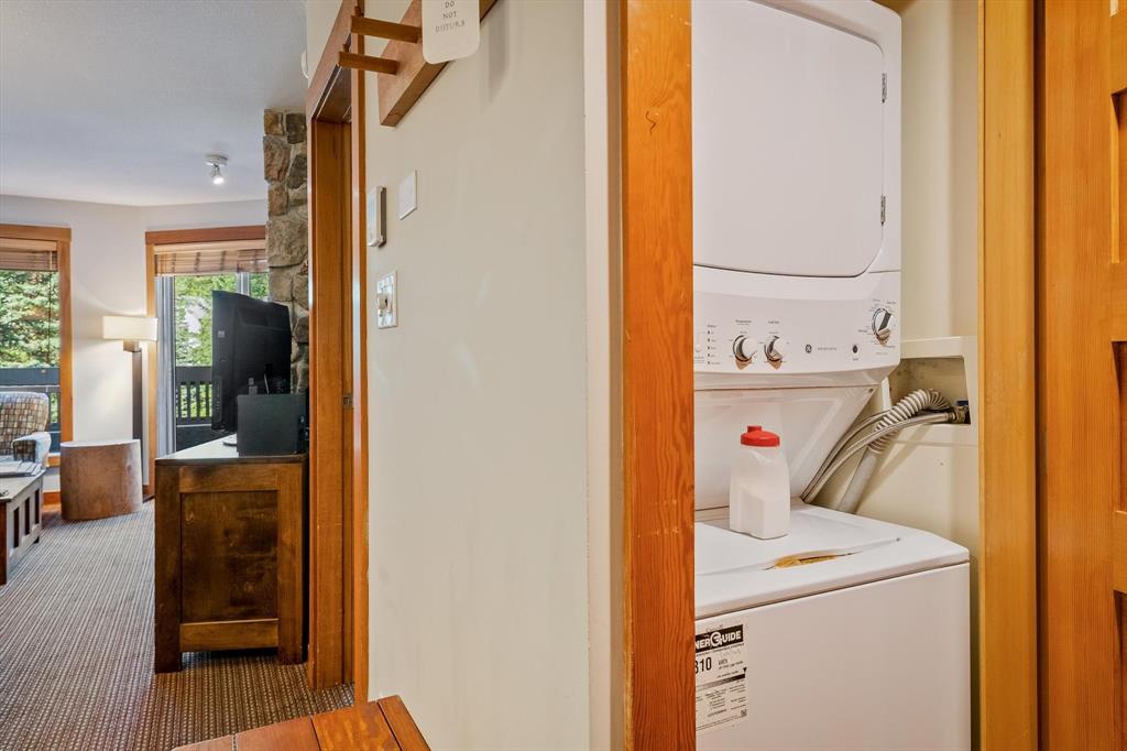 #216A – 2036 London Lane