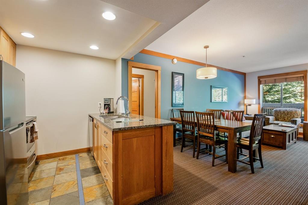 #216A – 2036 London Lane