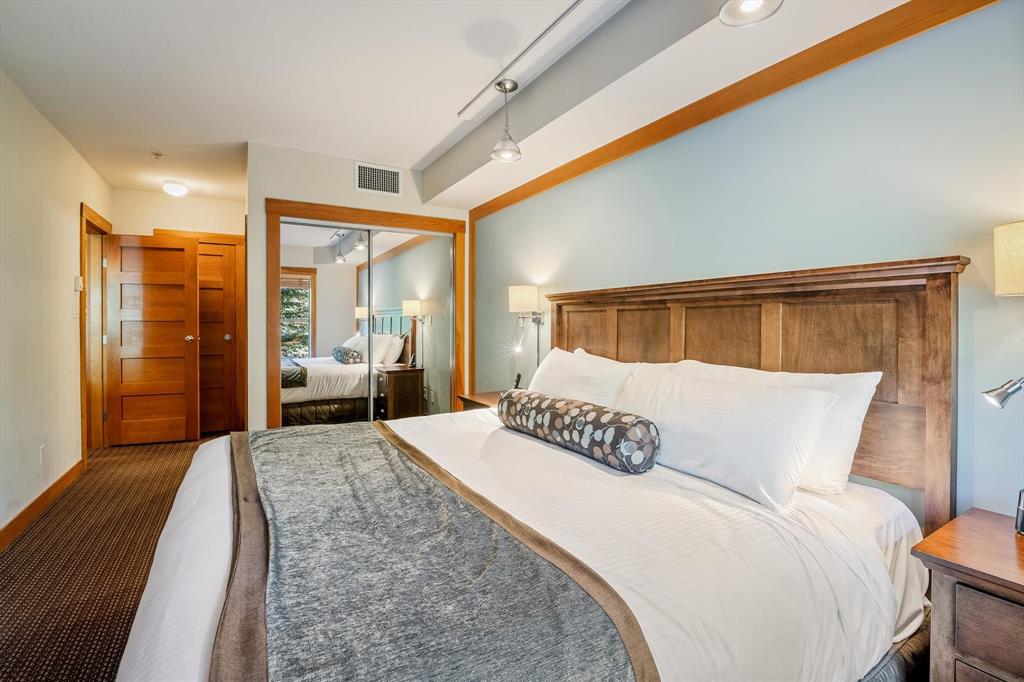 #216A – 2036 London Lane