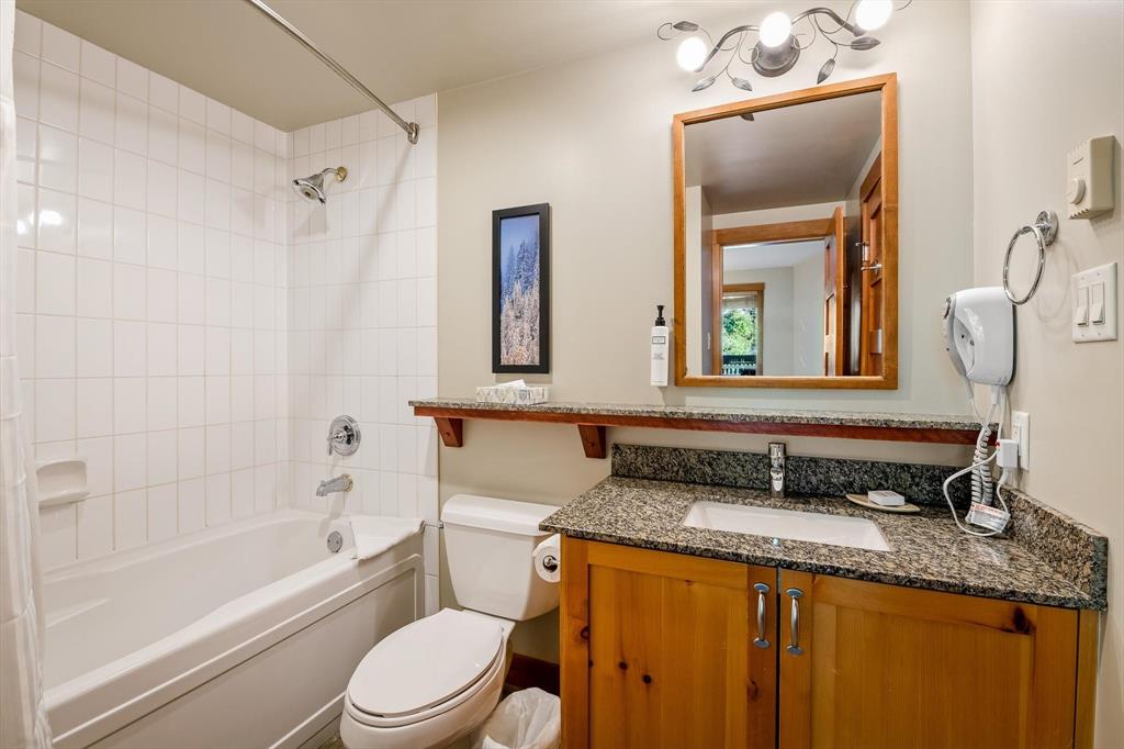 #216A – 2036 London Lane