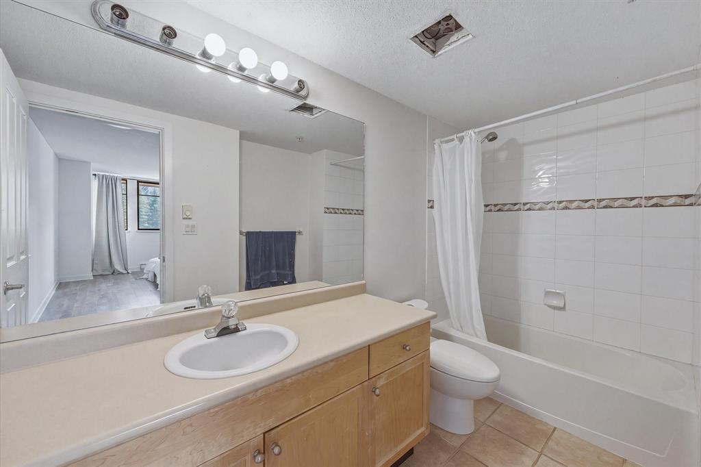 #201 – 8080 Nicklaus North Boulevard