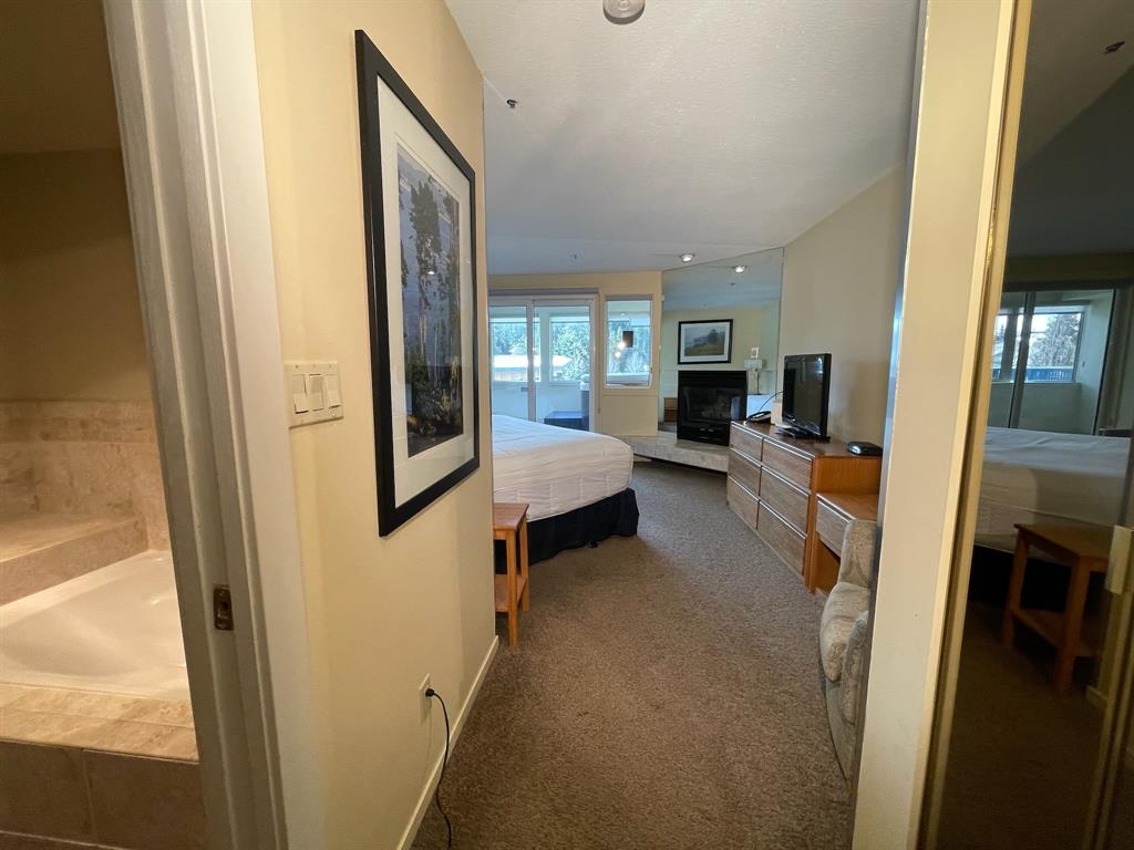 #203/303 – 4321 Village Gate Boulevard