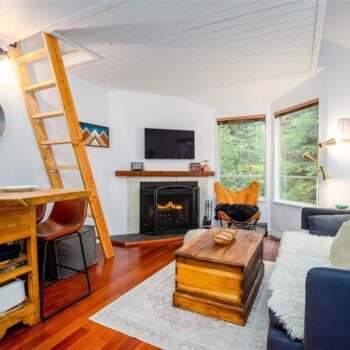 #4 – 2247 Sapporo Drive