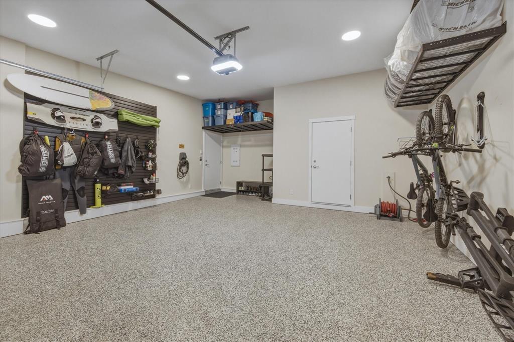#16 – 4000 Sunstone Way