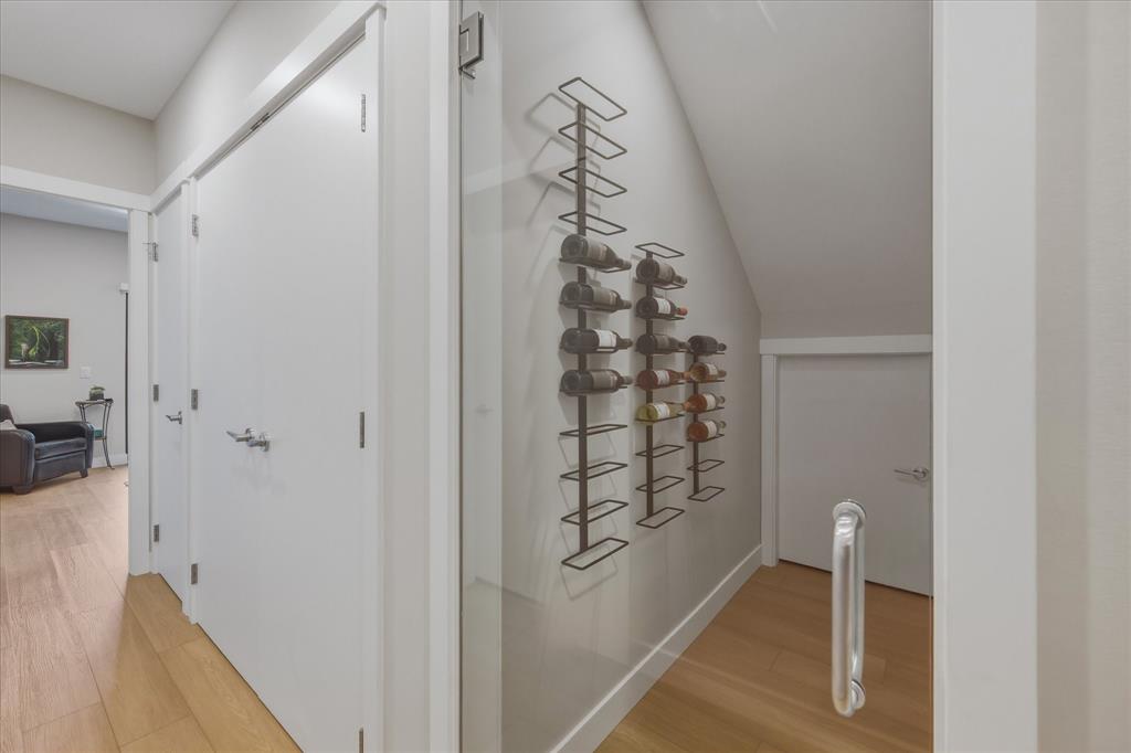 #16 – 4000 Sunstone Way