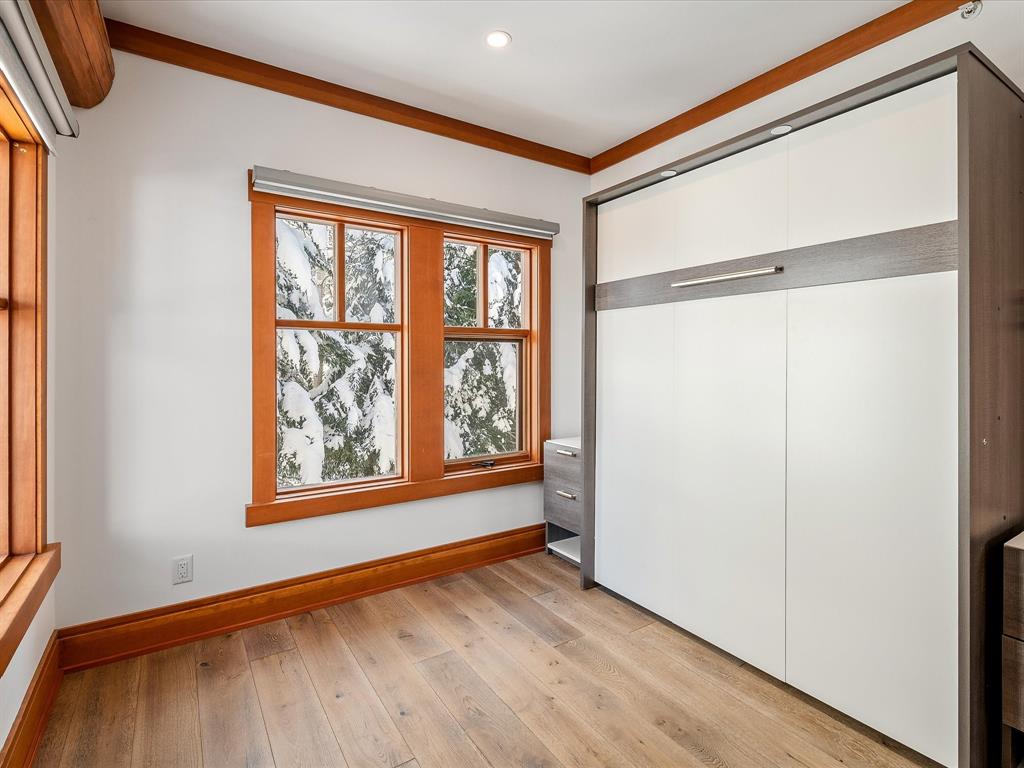 #23 – 2324 Taluswood Place