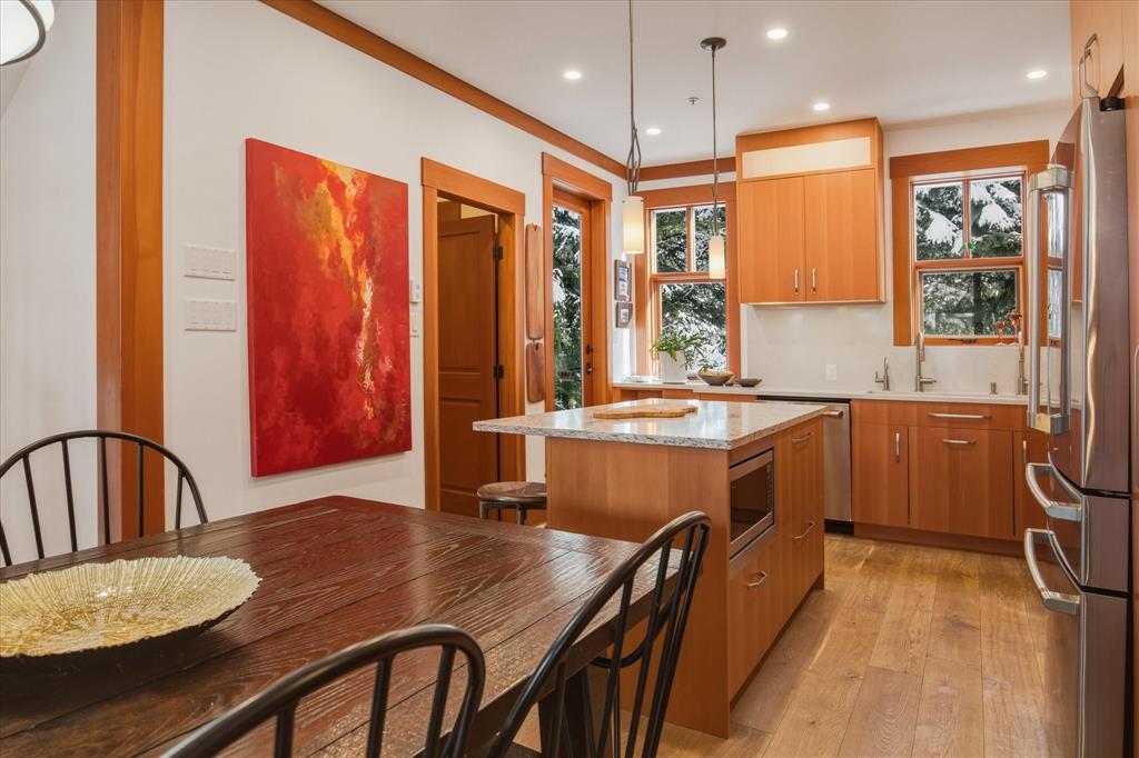 #23 – 2324 Taluswood Place