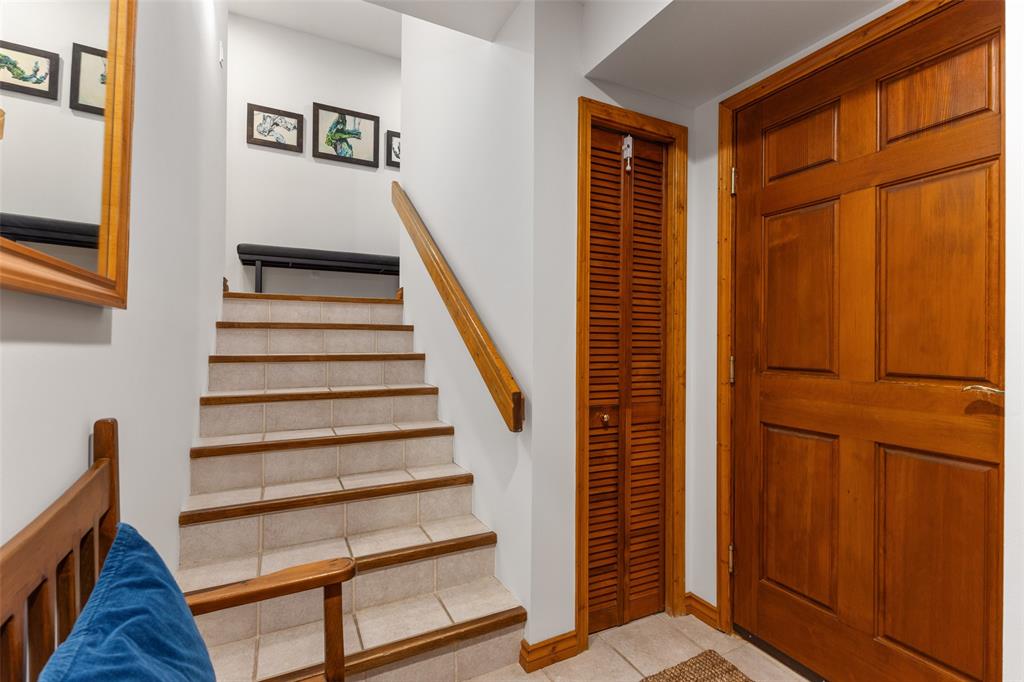 #21 – 8030 Nicklaus North Boulevard