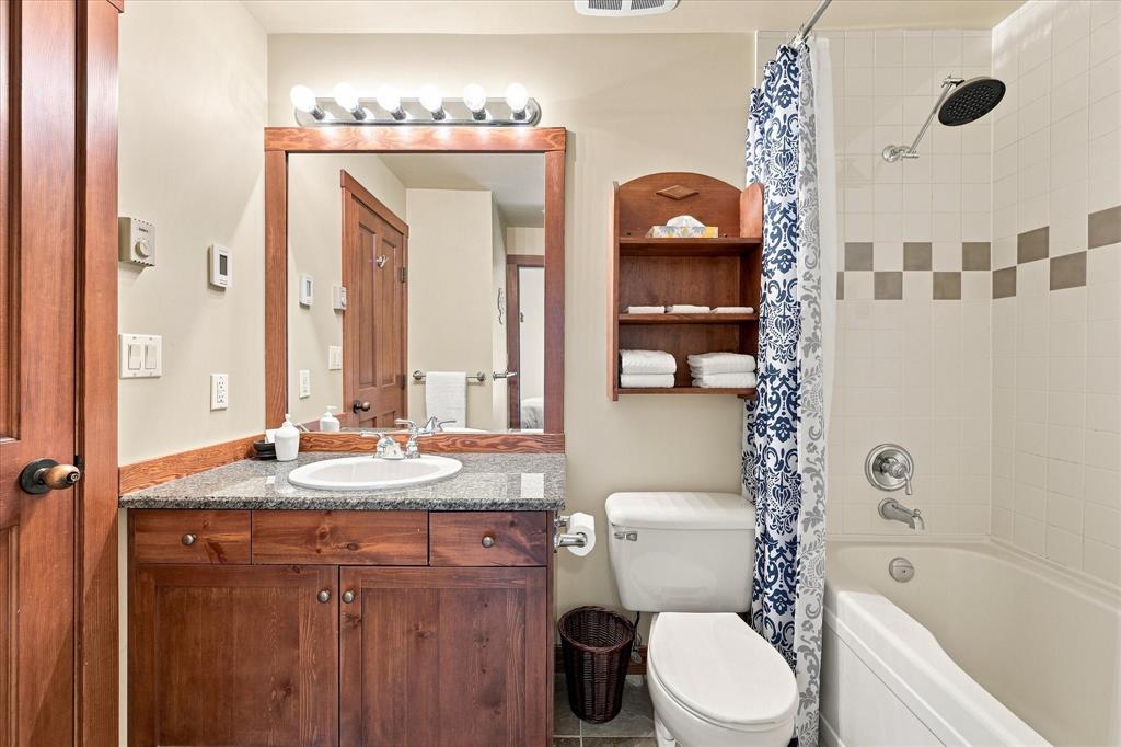 #7 – 2323 Taluswood Place